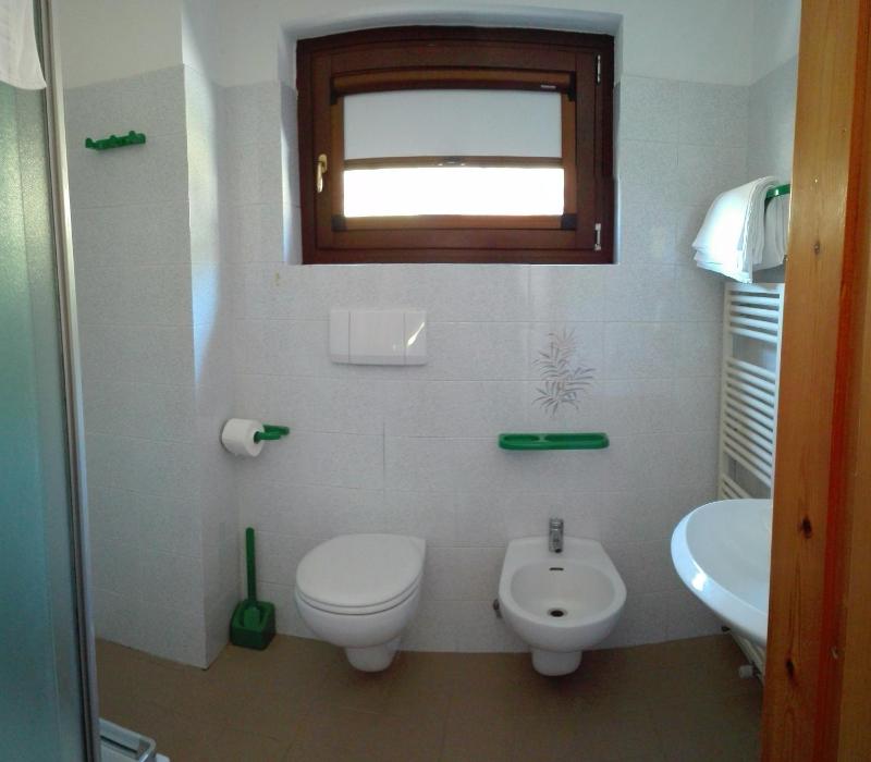Double or Twin Room image 2
