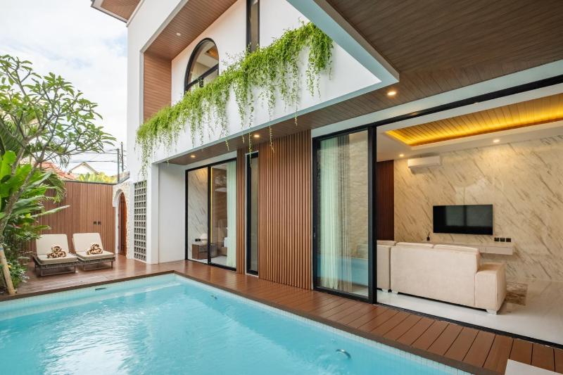 Brand New Modern 3br Luxury Villa at Berawa Canggu - image 1