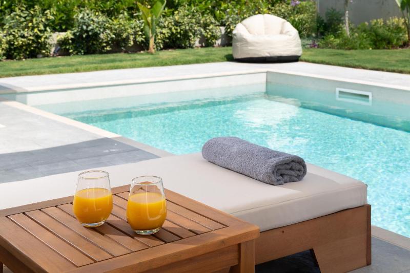 Rokas Luxury Villas - image 12