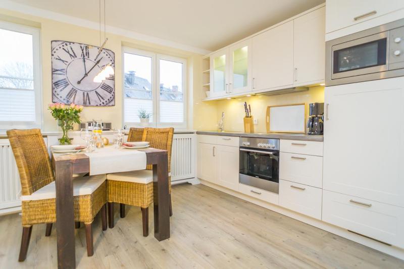 Friesenhaus Germania Ferienwohnung Liv - image 11