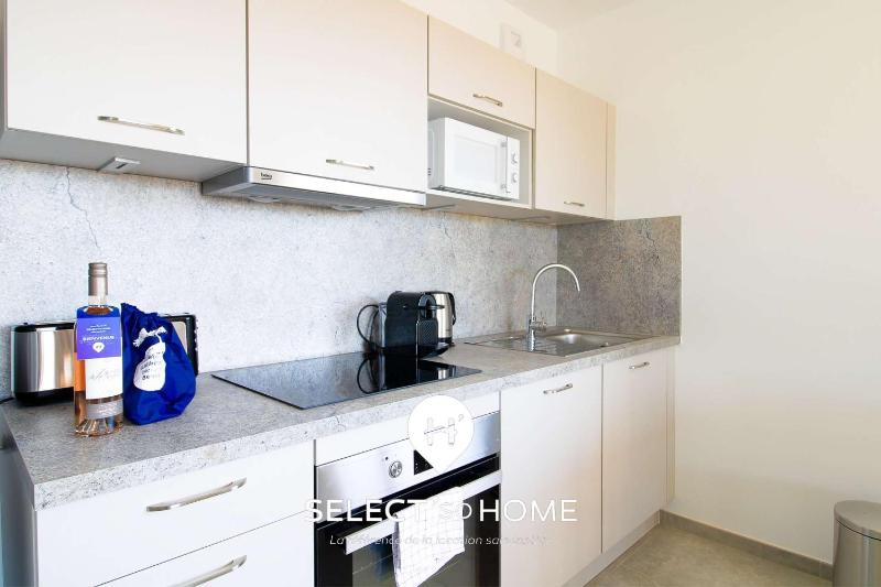 SELECT'soHOME - Appartement pour 6 personnes avec vue mer parking privé souterrain et piscine à Saint-Clair - 180SUD-B11 - image 7