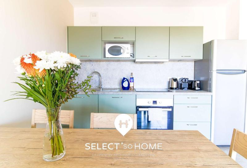 SELECT'soHOME - Appartement avec piscine et parking privé pour 6 personnes à proximité de la plage de St Clair ! - 180SUD-B13 - image 12