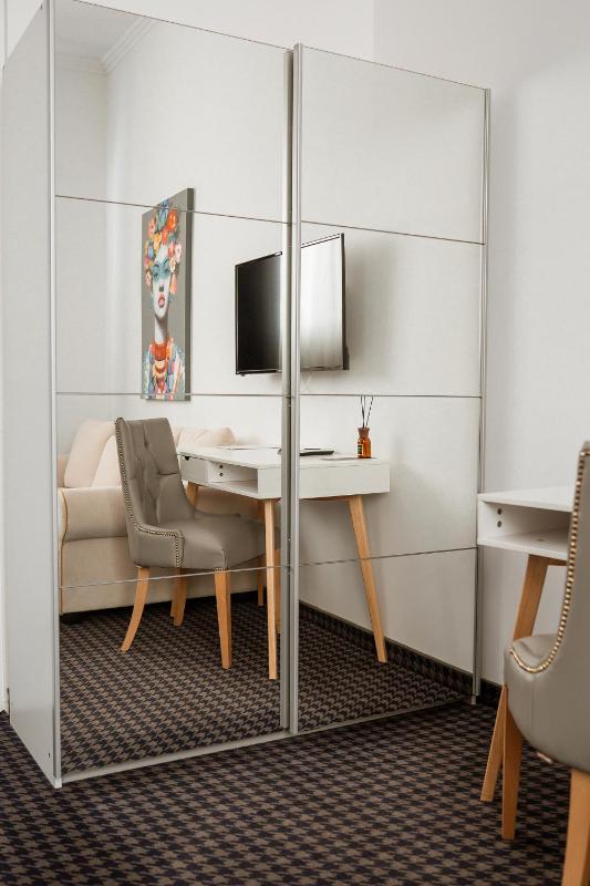 Ivana Hotel - image 37