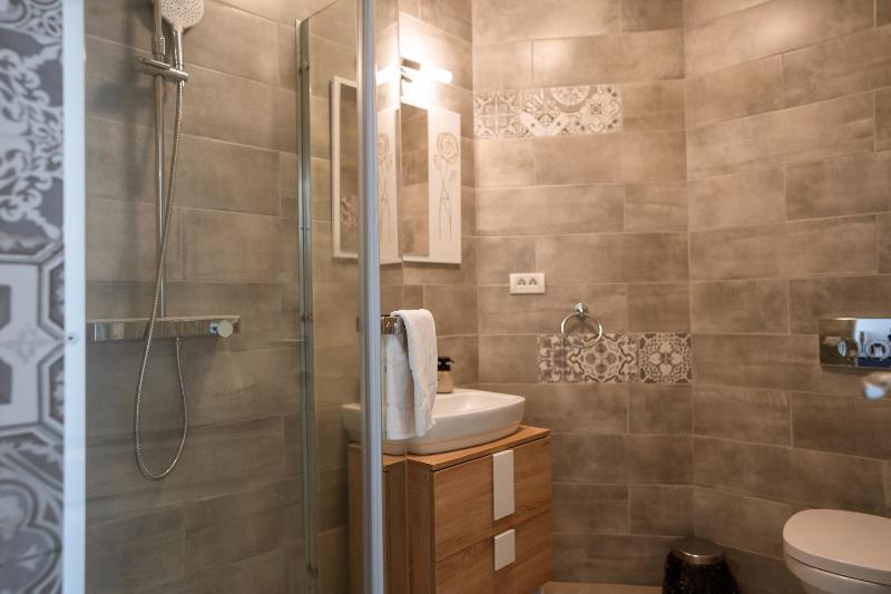 Ivana Hotel - image 3