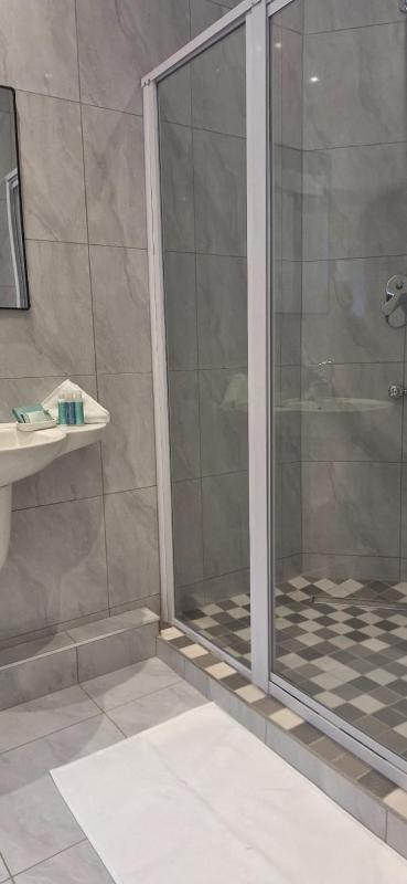 Coastal Boutique Hotel - image 12