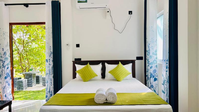 Casamia - Relaxing Cozy Guest Room Hiriketiya - image 11