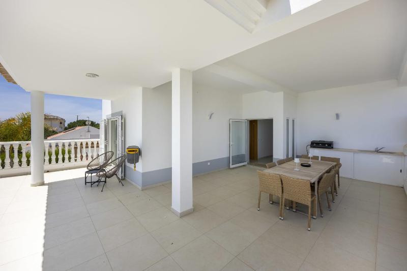 Villa Magical Light/Beach and Golf Lagos - image 5