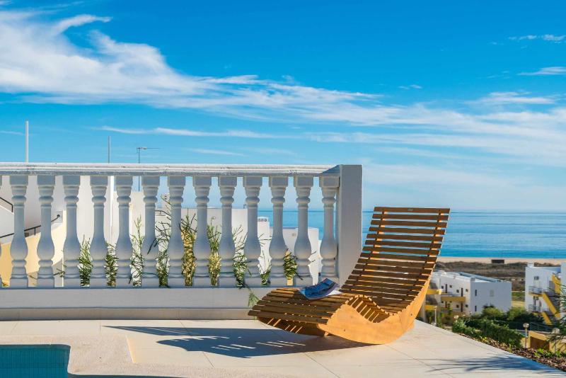 Villa Magical Light/Beach and Golf Lagos - image 14