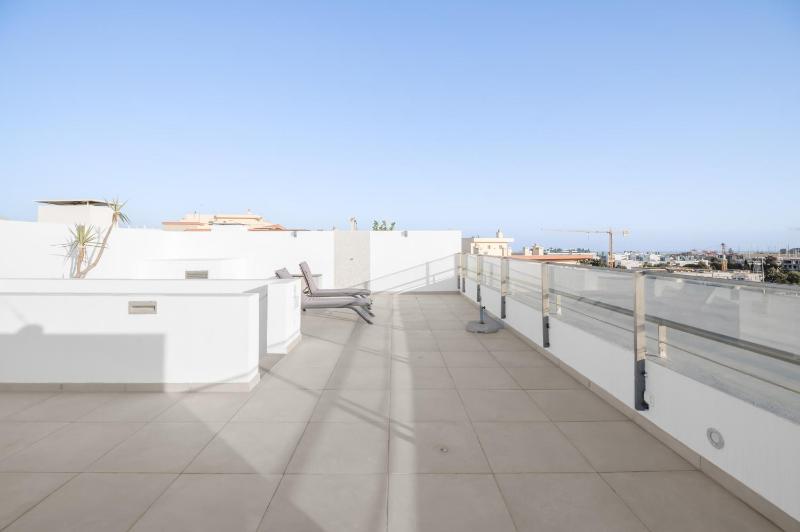 Exclusive Penthouse T2(T3) l Private roof top - image 37