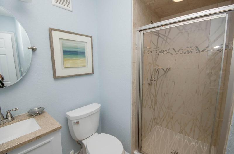 Perfect Ocean View - Oceanfront Condo Private Balcony Community Pool - image 12