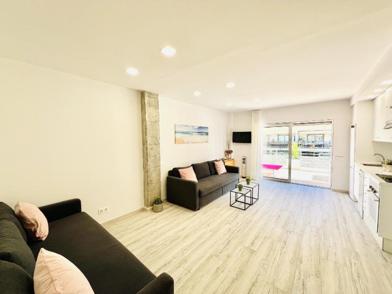 WELCS APARTAMENTO 290 PDA con piscina y vistas - image 20