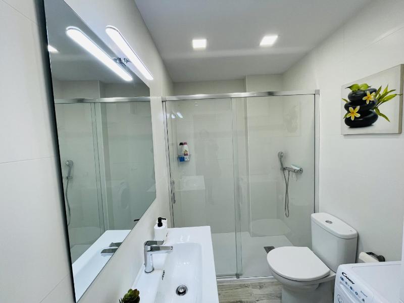 WELCS APARTAMENTO 291 PDA con piscina y vistas - image 3