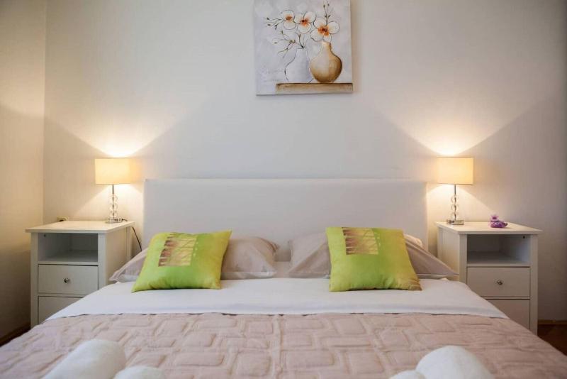 Apartment Dragica 1 - image 9