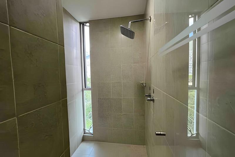 Exclusive apto in Poblado - image 2