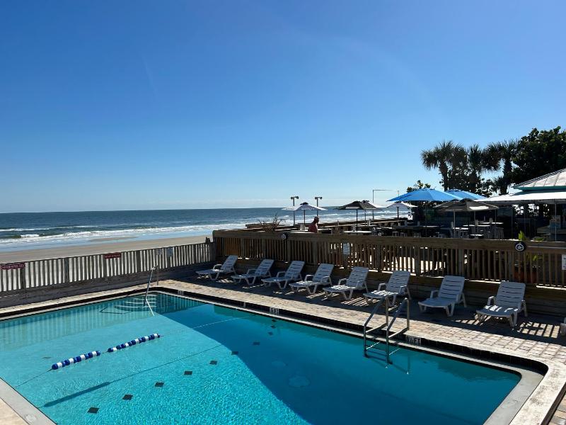 Sea Vista Motel - image 1