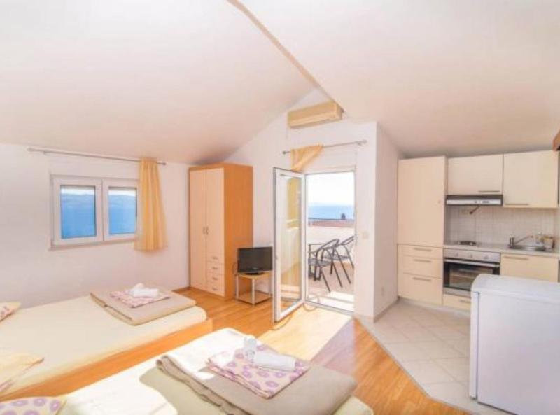 Apartmani Cihorich - Studio Apartment - image 21