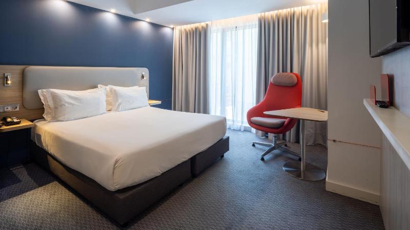Holiday Inn Express Porto City Centre By IHG - image 16