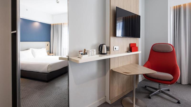 Holiday Inn Express Porto City Centre By IHG - image 18