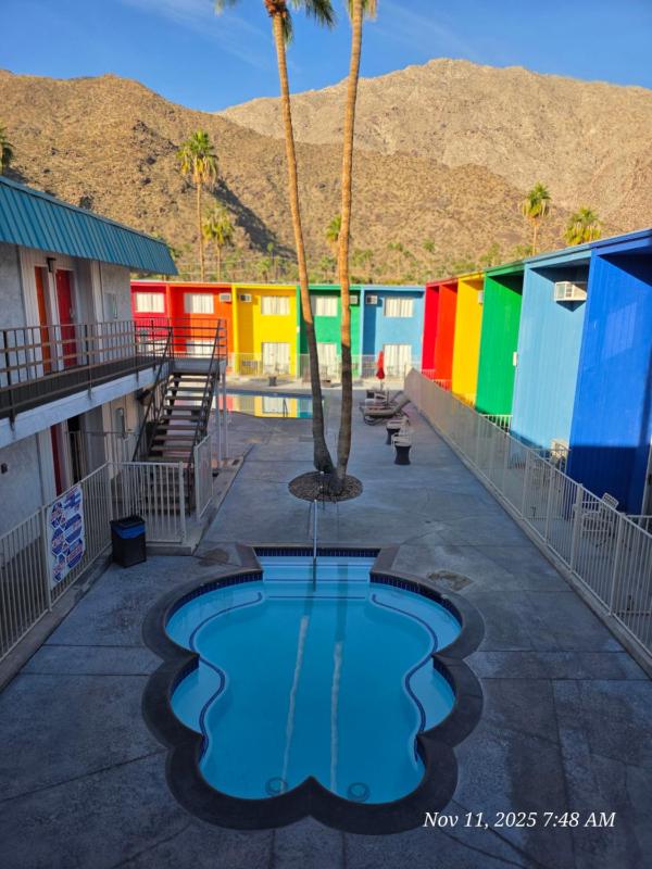 Delos Reyes Palm Springs - image 25