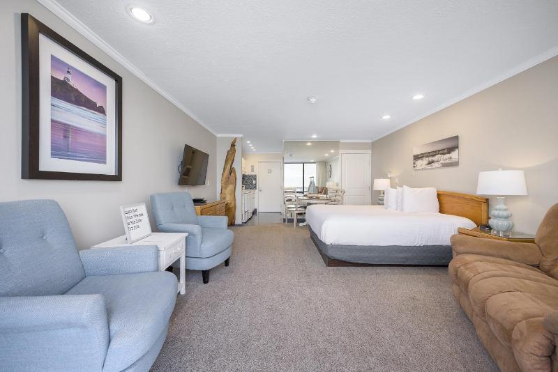 Inn at Spanish Head Resort Hotel - image 20