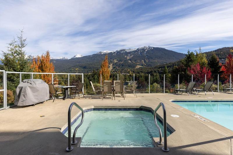 2BR in Ironwood Stunning Mountain Views Shared Hot Tub and Pool Fireplace Parking - image 35