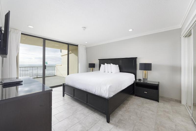 Inn at Spanish Head Resort Hotel - image 9