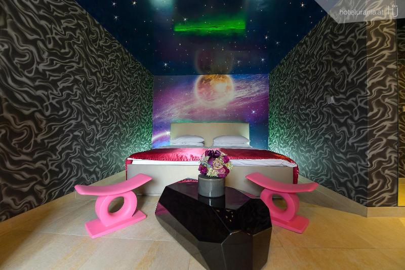Theme room image 3