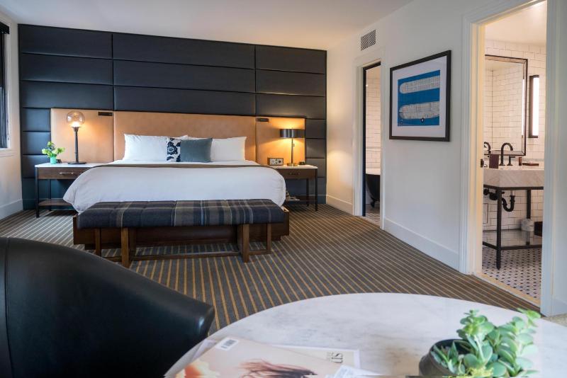Hotel Theodore Seattle Downtown Tapestry by Hilton - image 8