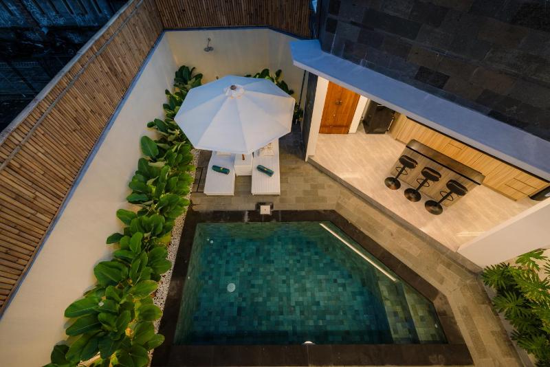 NEW! Villa Frost Berawa - 3 Bed Villa near Finns! - image 1