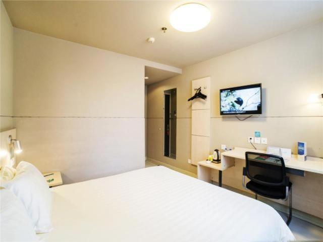 Magnolia Business Hotel Shenzhen Diwang Plaza Old Street - image 9