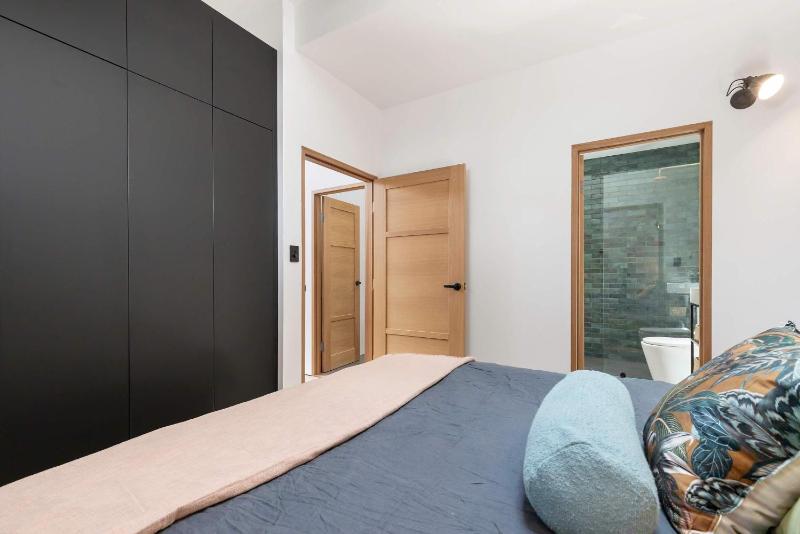 The Foundry on McLaren - Urban CBD Retreat - image 15