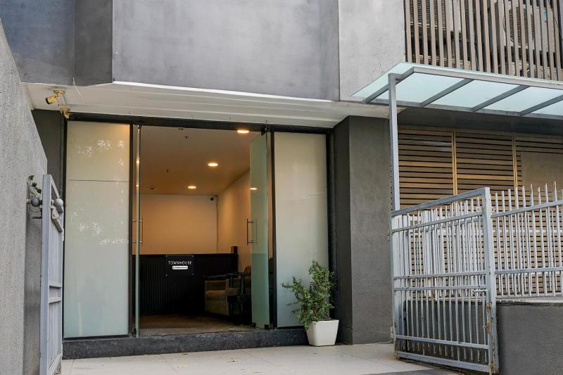 Super Townhouse Balewadi High Street - image 10