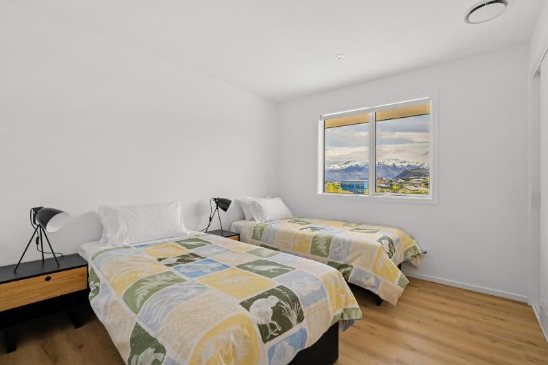 Skiwi - Wanaka Holiday Home - image 8