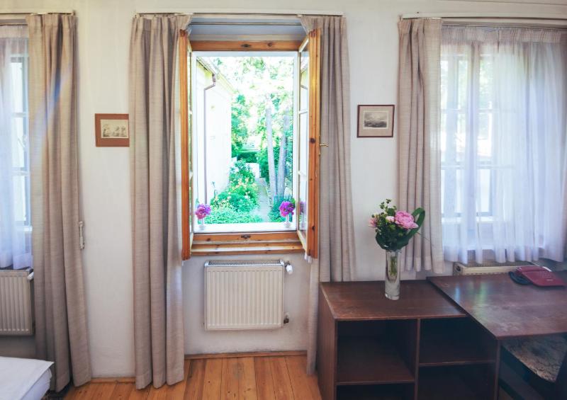 Comfort Double Room with Garden View image 3