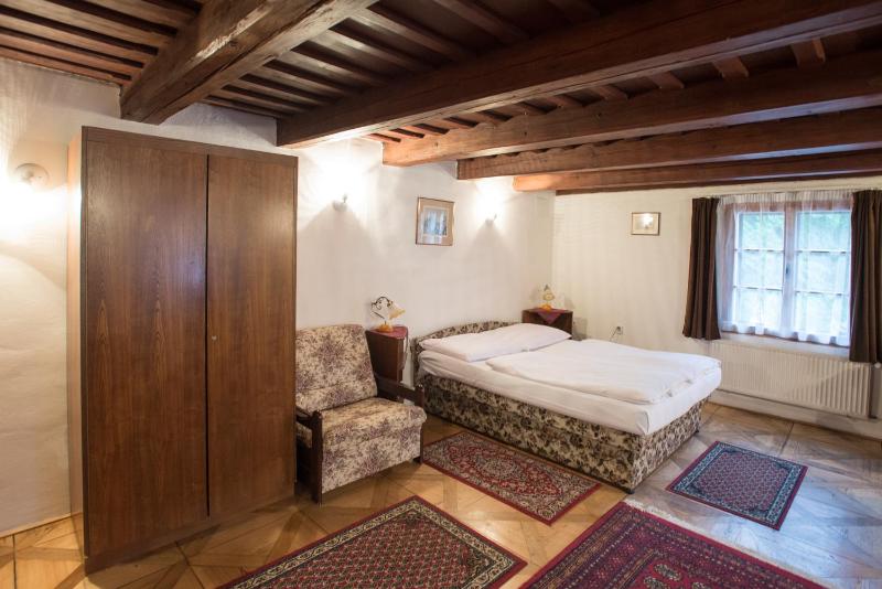 Vintage Double Room image 3