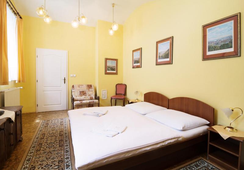 Double or Twin Room - Ground Floor image 1