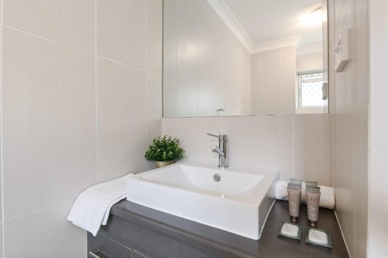 Pine Street Apartments Bulimba - image 7