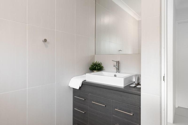 Pine Street Apartments Bulimba - image 10