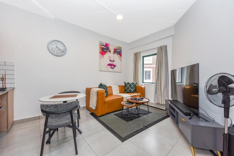 Circa Apartments - image 3