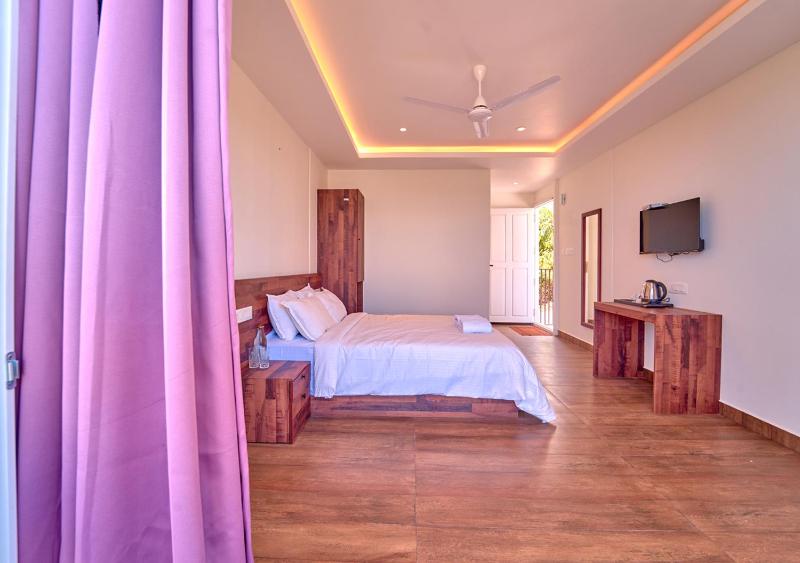 Gardenia Pool Resort Kanthalloor by VOYE HOMES Mountain View Stay Near Bhramaram view Point - image 35