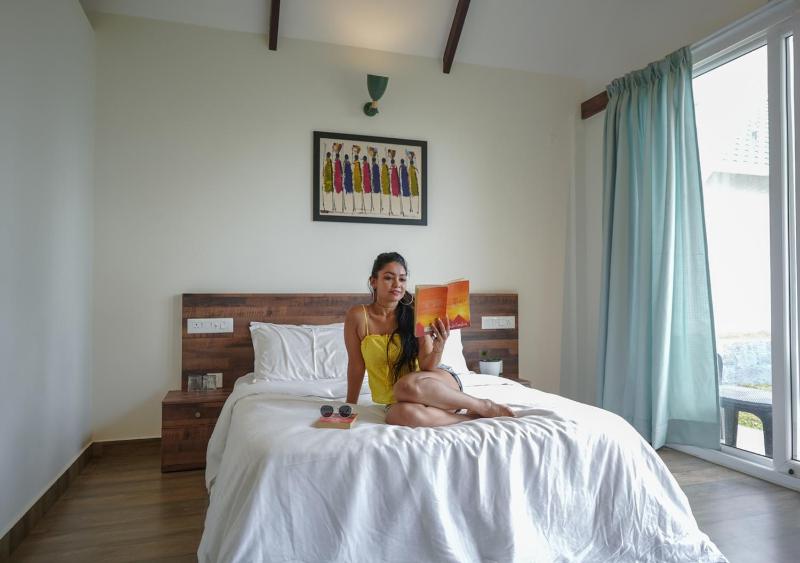 Gardenia Pool Resort Kanthalloor by VOYE HOMES Mountain View Stay Near Bhramaram view Point - image 29