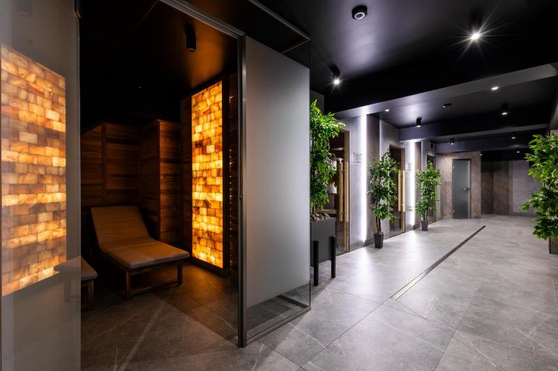 Hotel Alpin - image 1