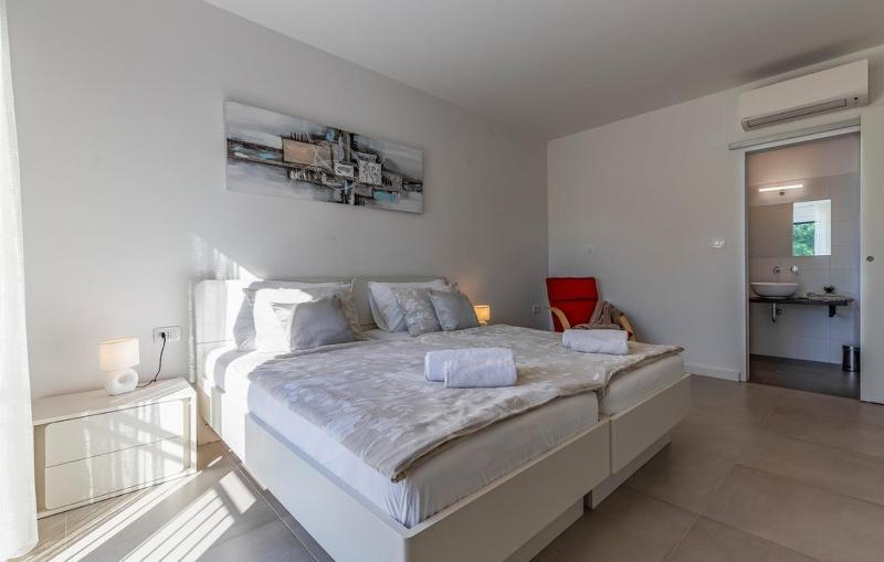 Villa Flavia by Villas Guide - image 23
