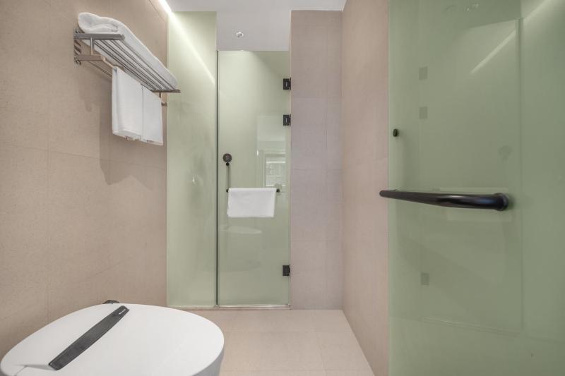 Meihao Hotel-Jiefangbei - image 13