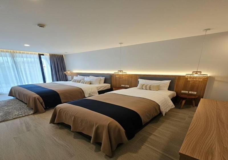 La La Lay Beach House - image 13