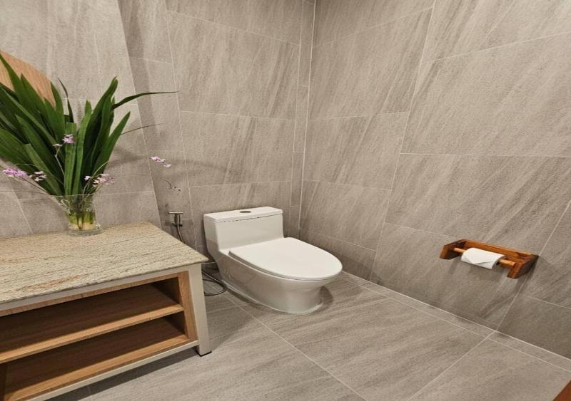 La La Lay Beach House - image 7