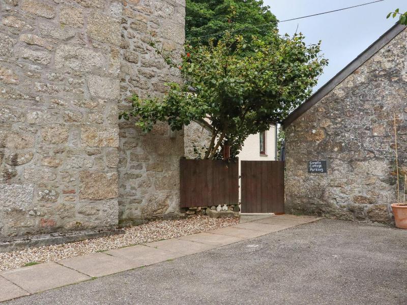 Camellia Cottage - image 8