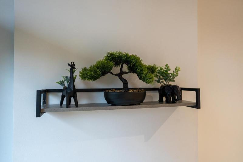 Spacious 2BR Apt - City Centre - Balcony - Parking - image 14