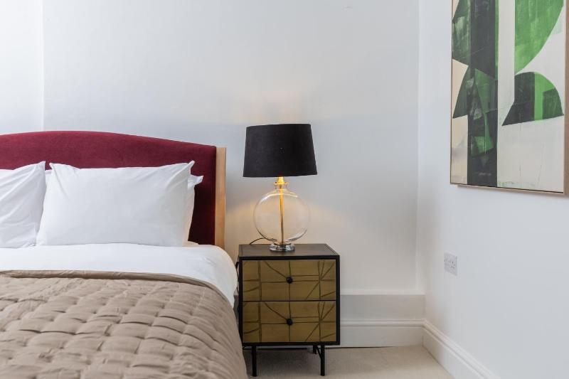 Eden Lawn - By Luxury Apartments - image 28