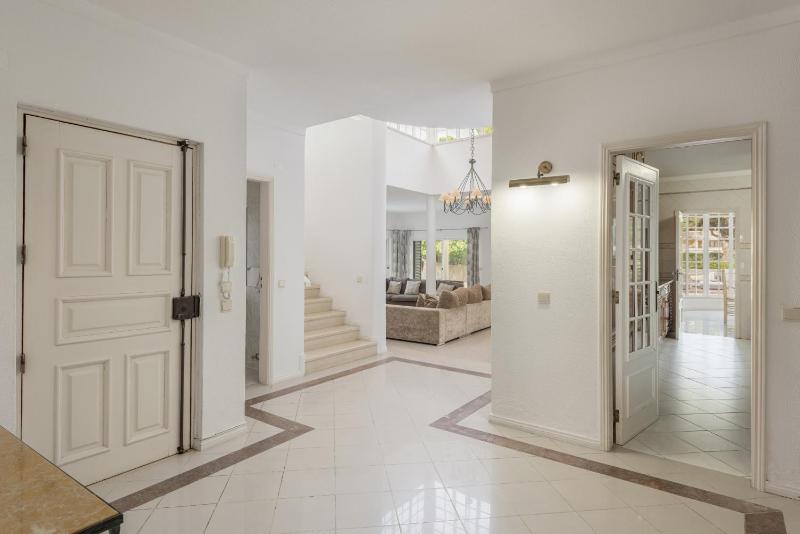Vila Popa - Golf Front with Games Room by HD - image 50